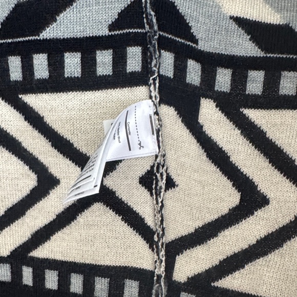 Smartwool Black and Gray Patterned Cardigan - Picture 7 of 7